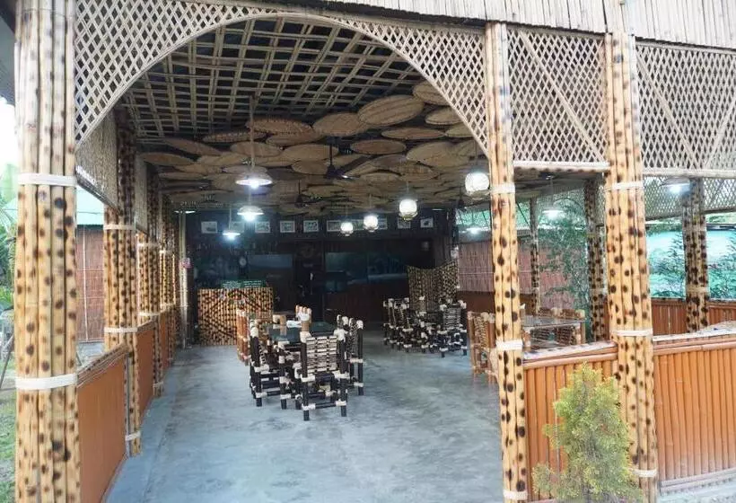 Lomakeskus Kaziranga Eco Camp