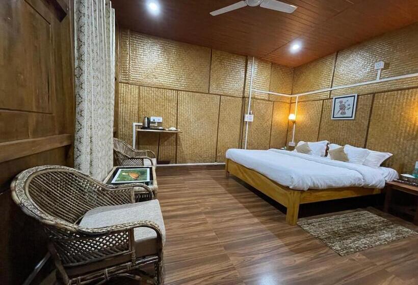 منتجع Kaziranga Eco Camp