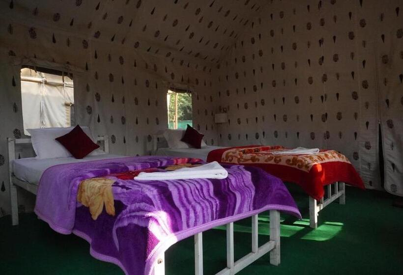 منتجع Kaziranga Eco Camp