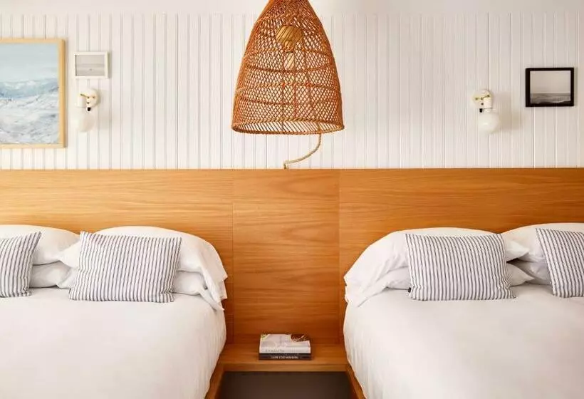 Hotelli Parker Beach Lodge