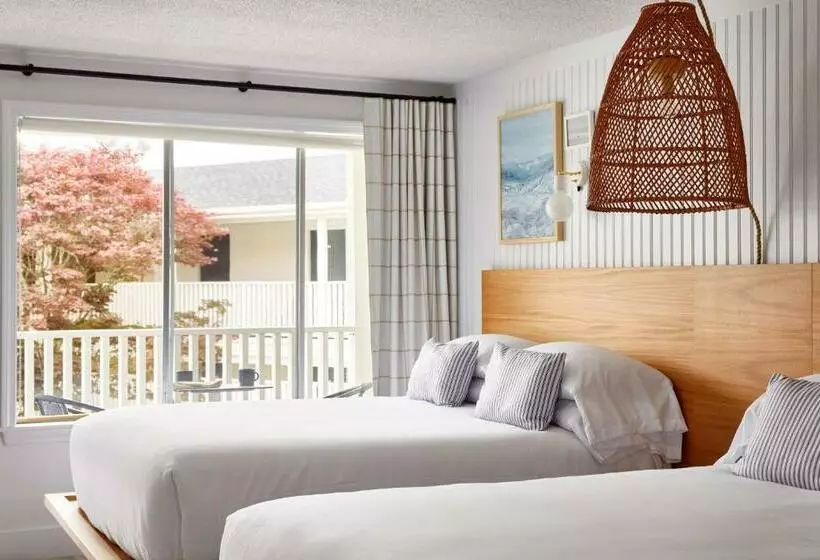 Hotelli Parker Beach Lodge