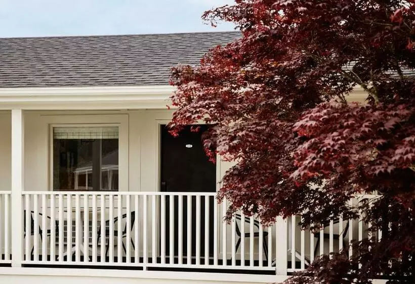 Hotelli Parker Beach Lodge