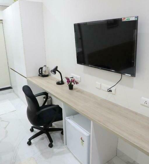 호텔 Swansuites Gachibowli