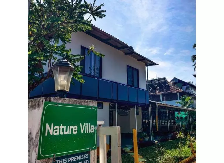 Hotelli Nature Villa Kochi