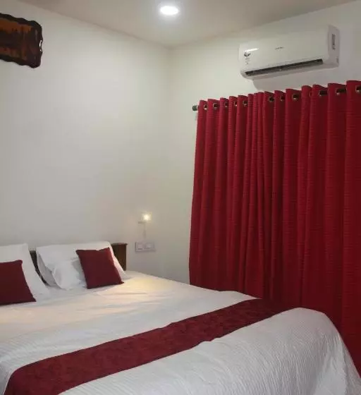 Hotelli Nature Villa Kochi