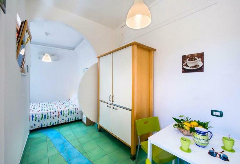 פנסיון Casa Evelina