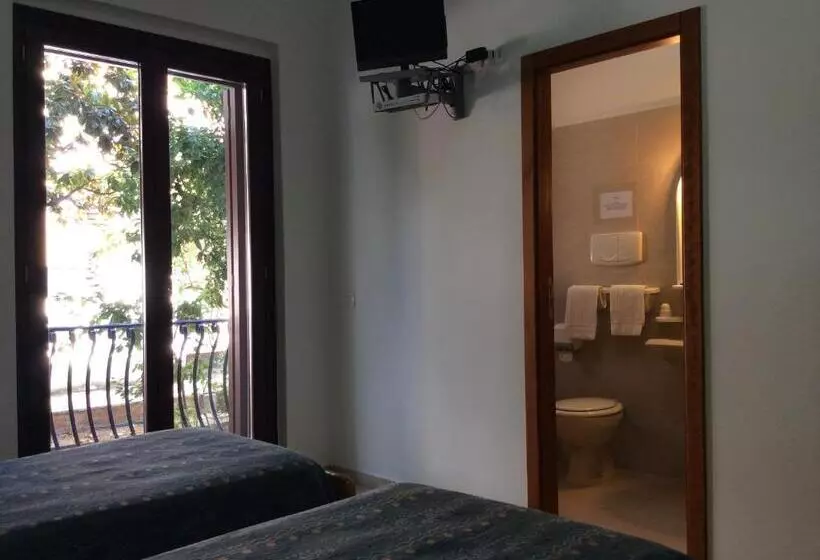 هتل La Rotonda