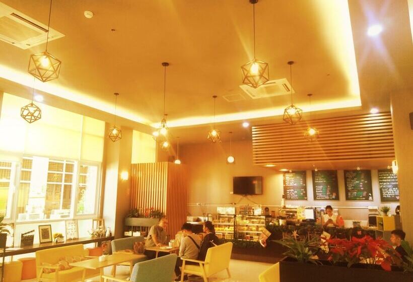 Hotel Gicc Technopark