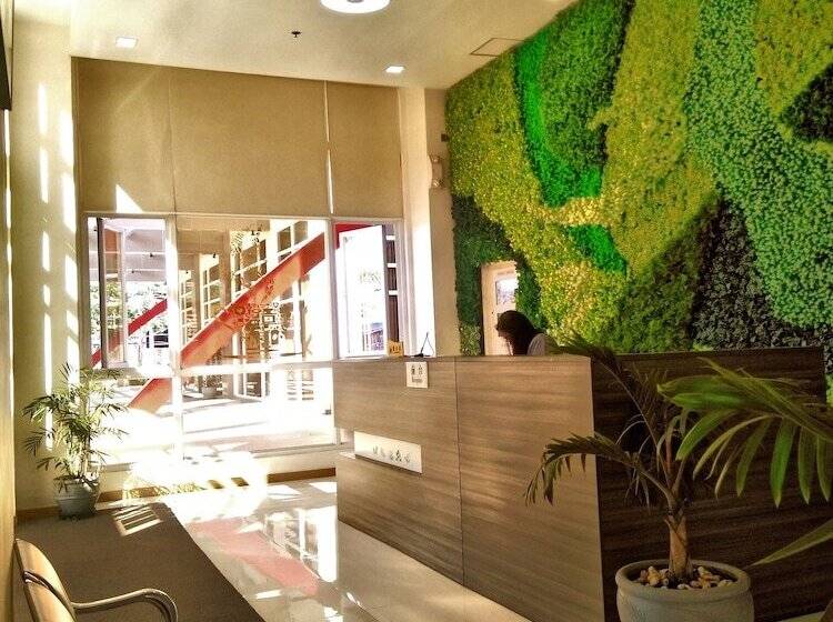 Hotel Gicc Technopark