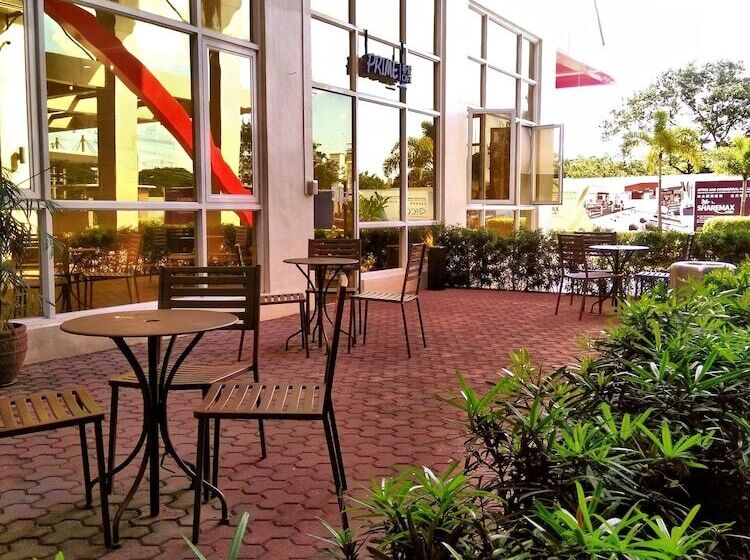 Hotel Gicc Technopark