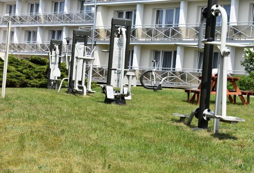 酒店 Nat Jarosławiec