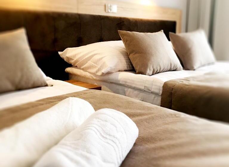 酒店 Nat Jarosławiec