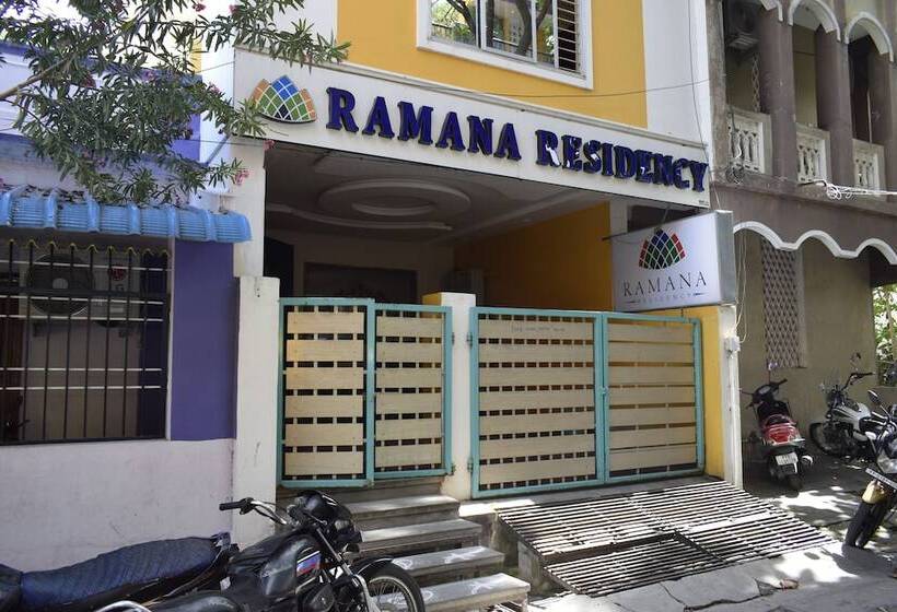 בית מלון כפרי Ramana Residency