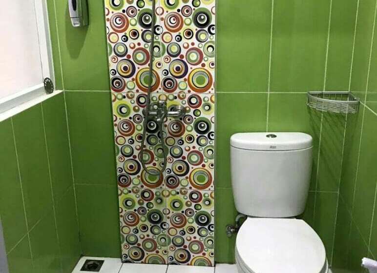 בית מלון כפרי Ungu Pas Kangen Bekasi