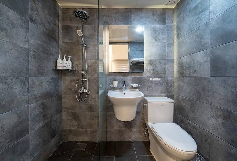 مُتل Gangneung Gyeongpodae Swan