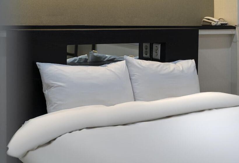 مُتل Gangneung Gyeongpodae Swan