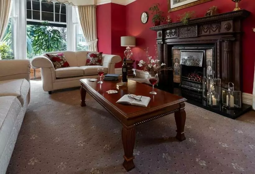 ペンション Beechwood