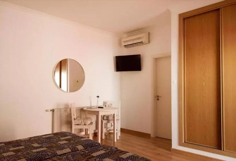 ペンション Casa Viana   Guesthouse