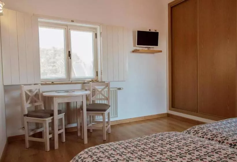 ペンション Casa Viana   Guesthouse