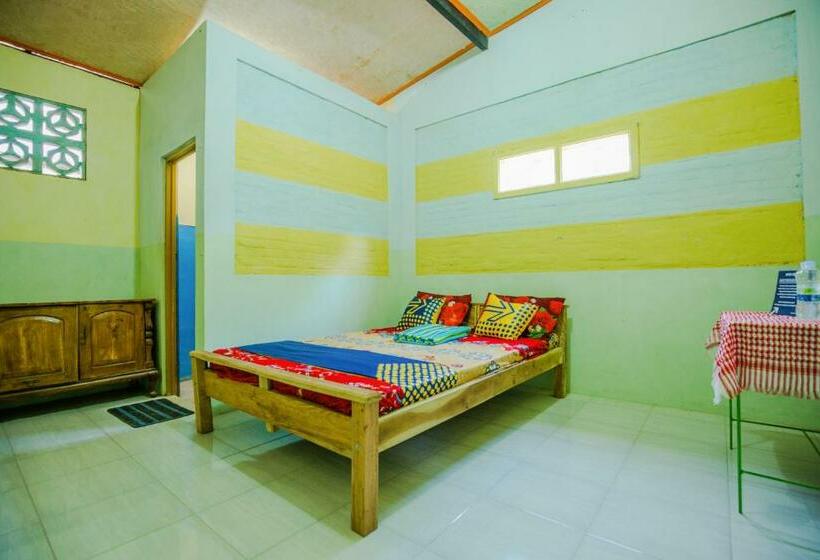 پانسیون Gandrung Payungan Family Inn