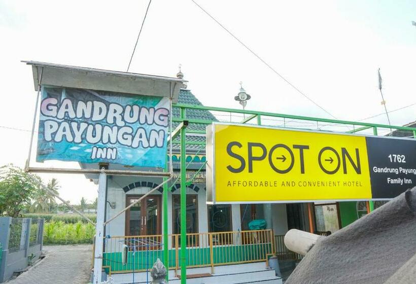 پانسیون Gandrung Payungan Family Inn
