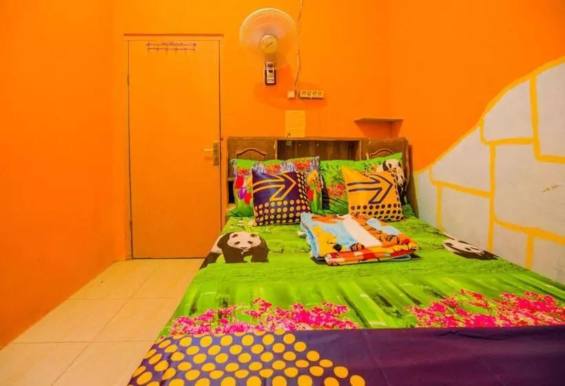 پانسیون Gandrung Payungan Family Inn
