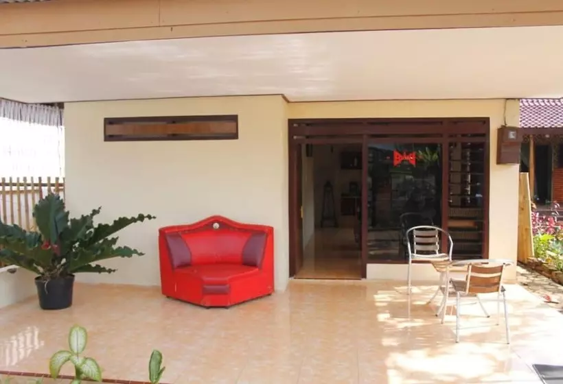 Majatalo Holy Homestay