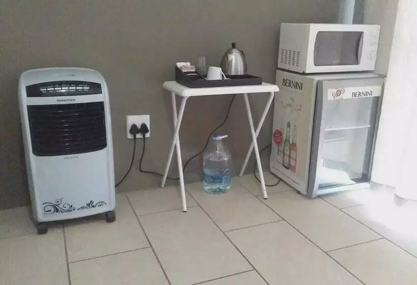 Majatalo Kubo Bed And Breakfast