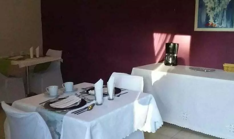 Majatalo Kubo Bed And Breakfast