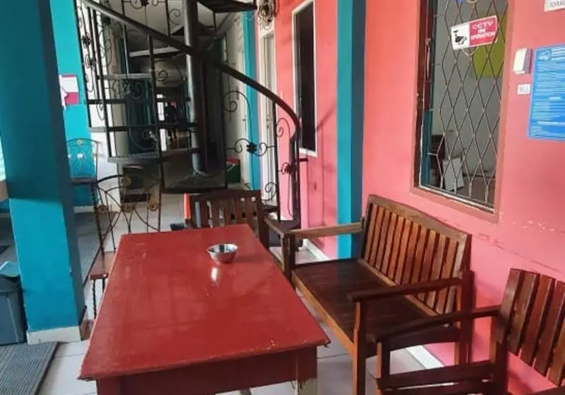 ペンション Rumah Dempo Syariah