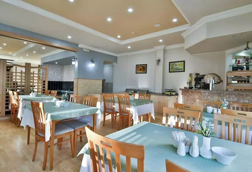 Adalya Oznil Otel