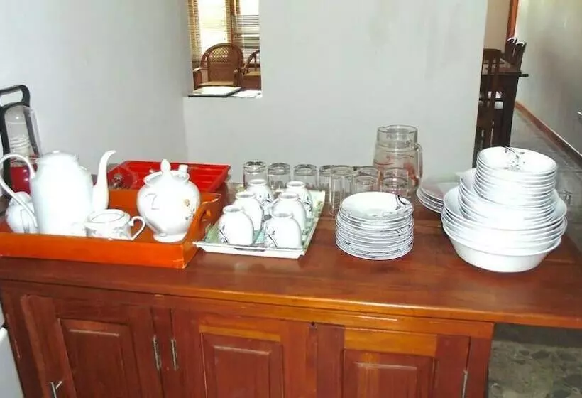 Hotelli Xaviers Nila Villa