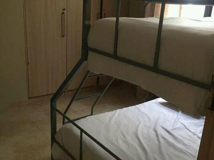 پانسیون Kutwingi Lodge