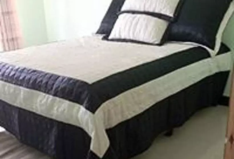 پانسیون Kutwingi Lodge