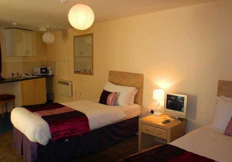 City Express Aparthotel