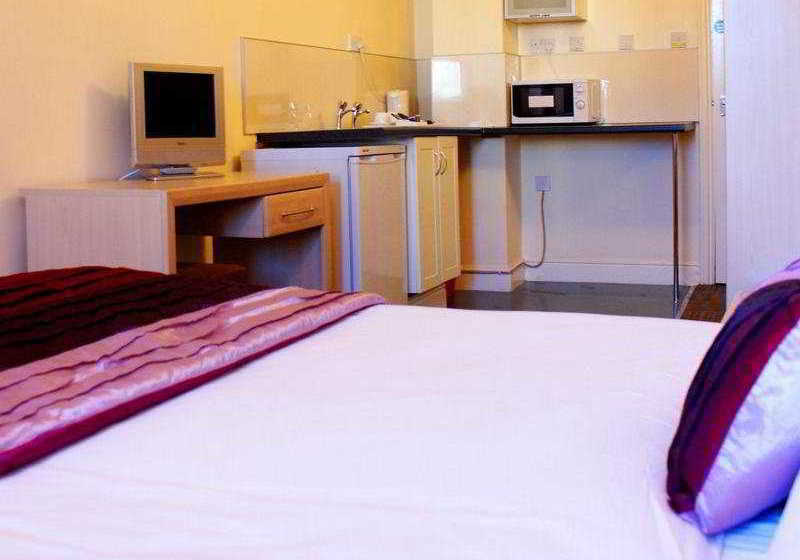 City Express Aparthotel