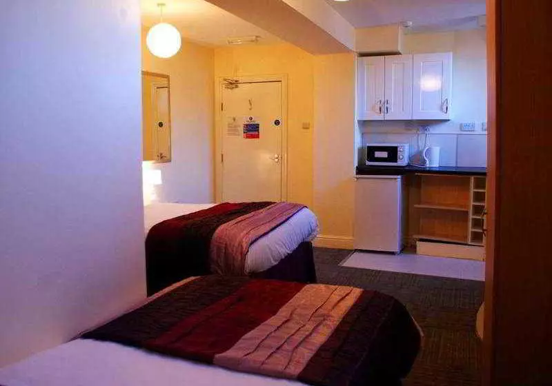 City Express Aparthotel