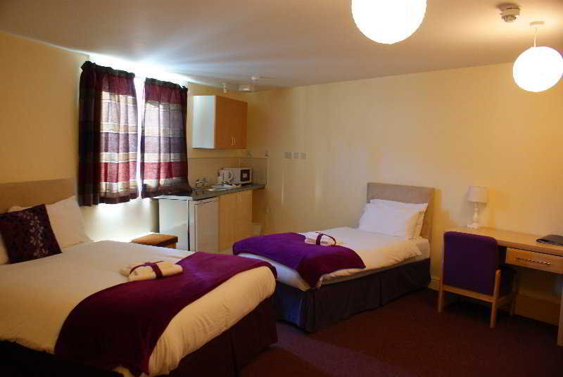 City Express Aparthotel