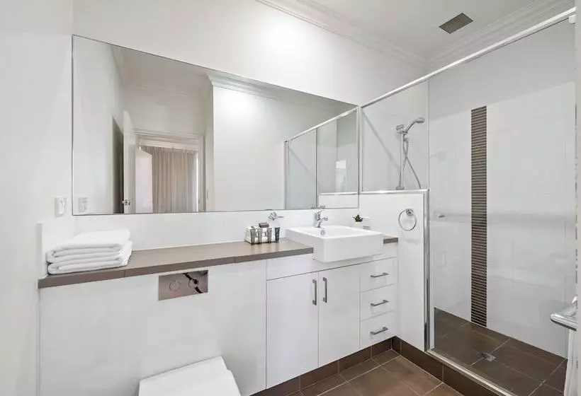 Dolphin Quay Apartments