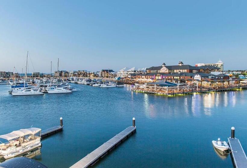 Dolphin Quay Apartments