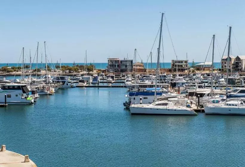 Dolphin Quay Apartments