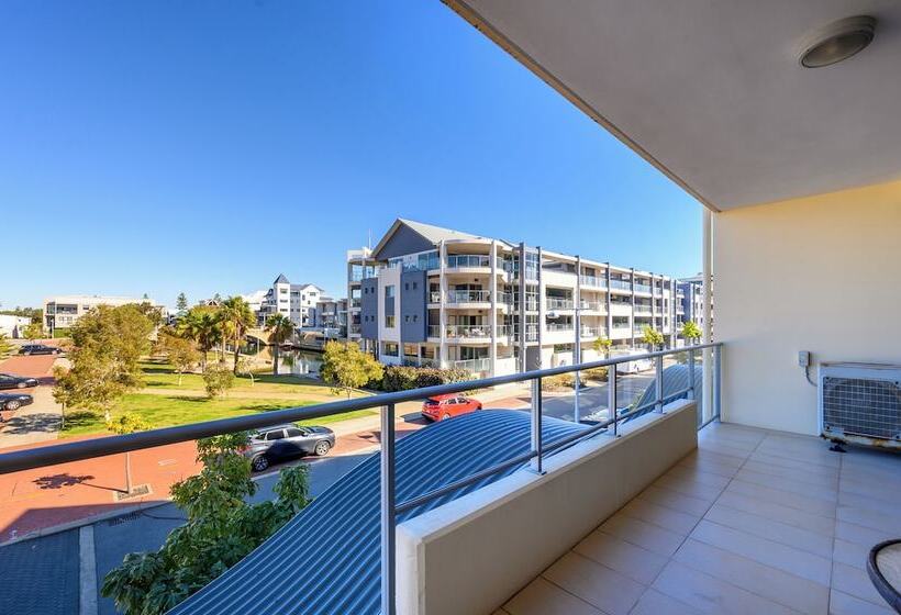 Dolphin Quay Apartments