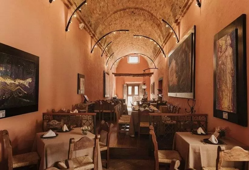 Hacienda Sepulveda Hotel & Spa