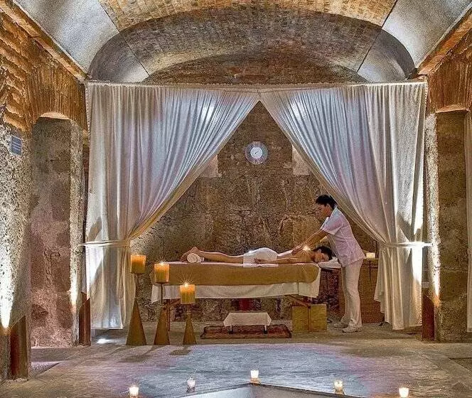 Hacienda Sepulveda Hotel & Spa