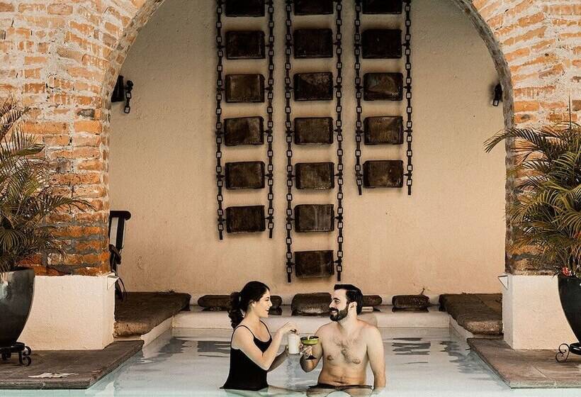 Hacienda Sepulveda Hotel & Spa