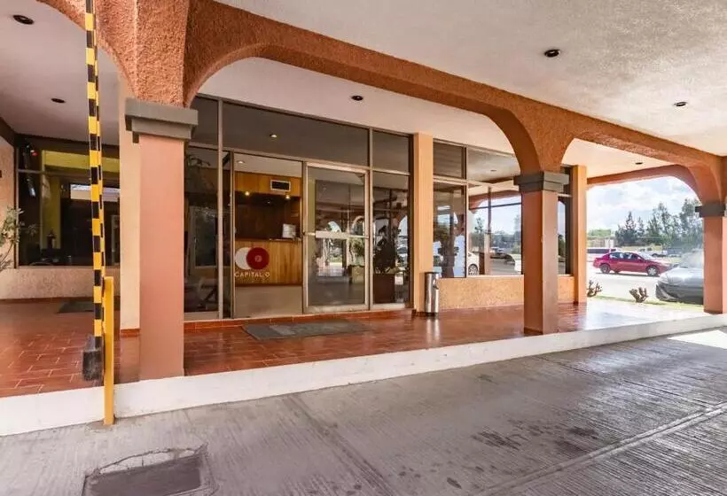 هتل Capital O Mansión Los Arcos