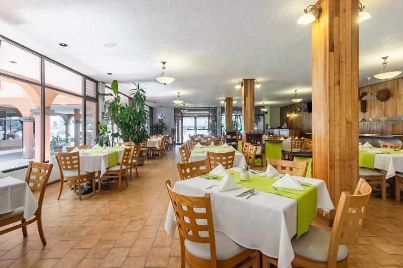 هتل Capital O Mansión Los Arcos