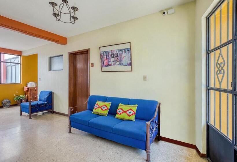 Capital O Parador Crespo Hotel, Oaxaca