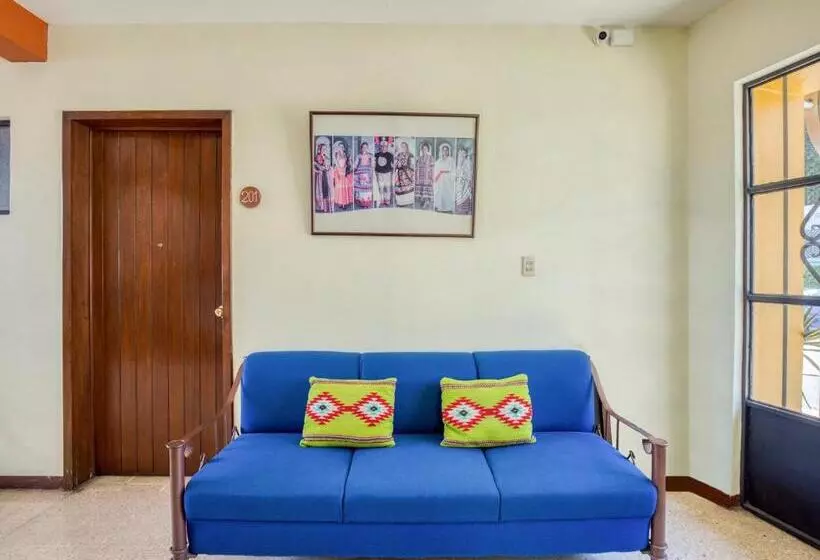 Capital O Parador Crespo Hotel, Oaxaca