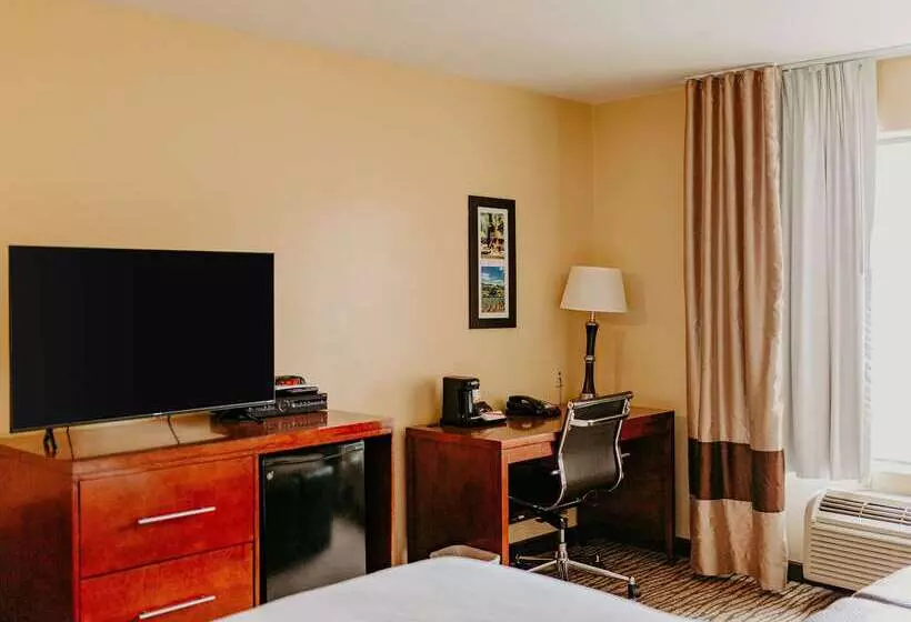 ホテル Comfort Inn Pomona Near Fairplex